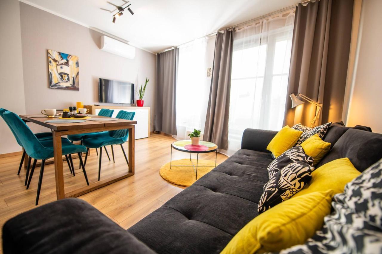 Apartament Miodowa 42 Z Miejscem Parkingowym Krakow Bagian luar foto